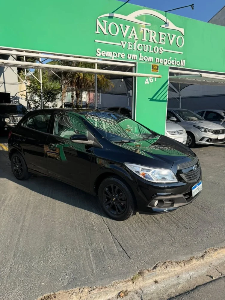 GM - Chevrolet ONIX HATCH SELEÇÃO 1.0 8V Flex 5p Mec.